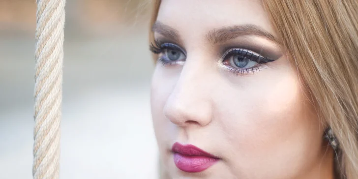 Denní nebo večerní make-up od vizážistky včetně poradenství a péče o pleť