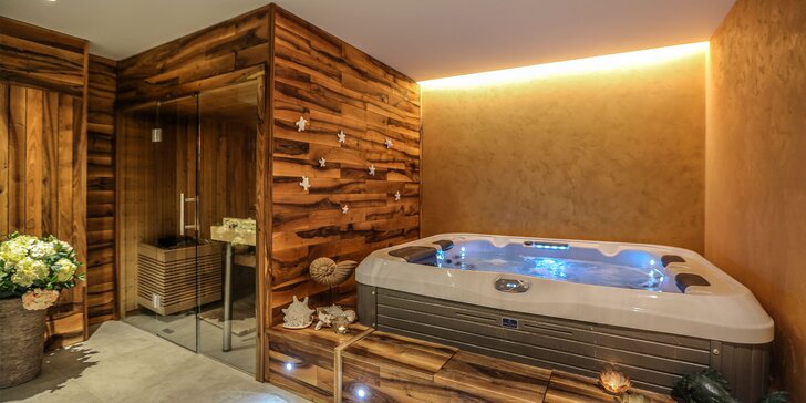 1 nebo 2 hodiny v privátním wellness až pro čtyři osoby: vířivka a sauna
