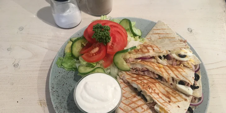 Pauza na Mexiko: Čerstvá quesadilla plněná dle výběru pro 1 nebo 2