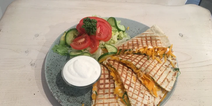 Pauza na Mexiko: Čerstvá quesadilla plněná dle výběru pro 1 nebo 2