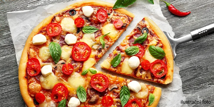 Rozkoš, co má ⌀ 32 cm: italská pizza na výběr z 10 druhů v rodinné pizzerii