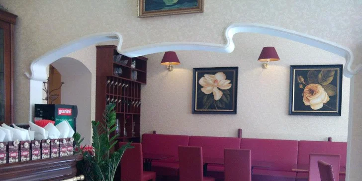 Vietnamské menu pro dva v restauraci Madame Lyn