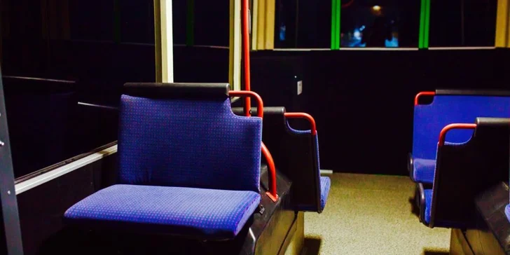 Nebezpečná rychlost: 60min. úniková hra v autobusu pro 2–4 hráče