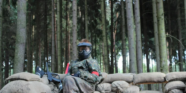 Akce i strategie: Paintballová zábava včetně vybavení a 100 kuliček pro partu