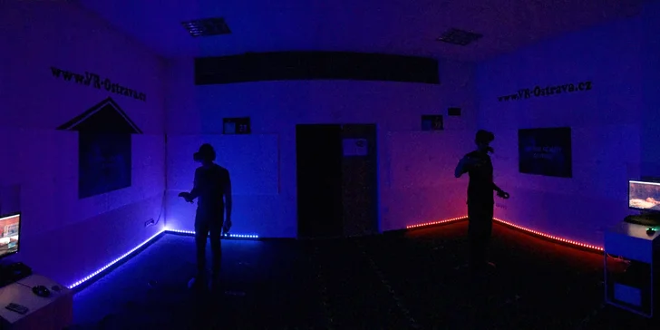 Hodina virtuální reality pro 2-4 hráče na 2 konzolích: výběr ze 140 her