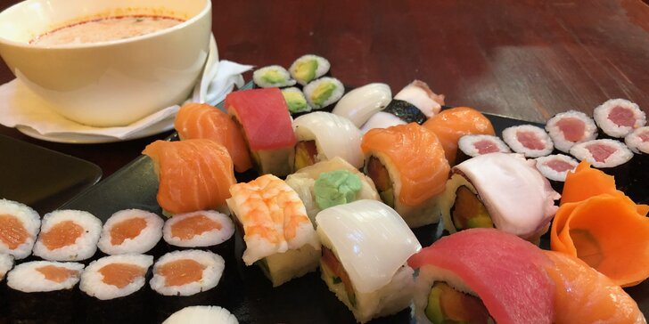Pochutnejte si na sushi: 24–68 kusů i s thajskou polévkou, salátem a závitky