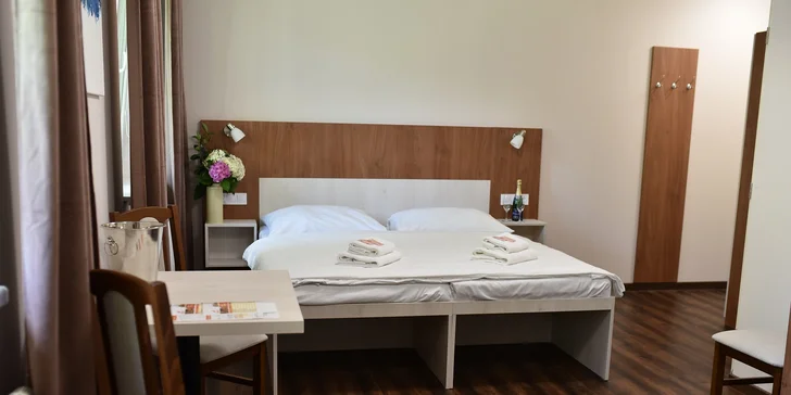 Hotel je ideální volbou pro všechny, kteří si chtějí odpočinout v pohodlí.
