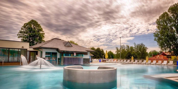 Zima či jaro pod Tatrami: polopenze, neomezený vstup do AquaCity Poprad