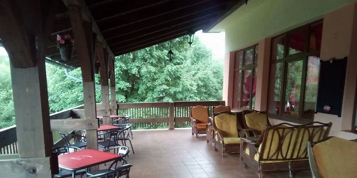 Dovolená s polopenzí na pomezí Českého Ráje v penzionu s rozhlednou