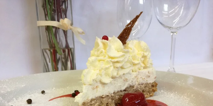 Voucher v hodnotě 400 nebo 800 Kč na cokoli z menu v restauraci Na Výsluní