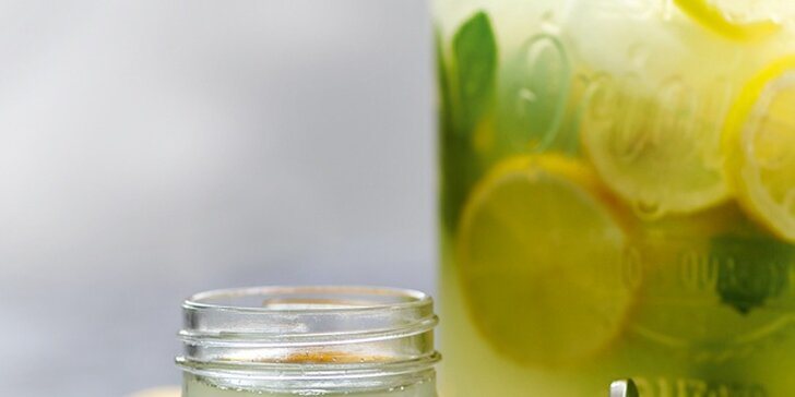 Rychle, zdravě, lahodně: Paella s mořskými plody a domácí limonáda