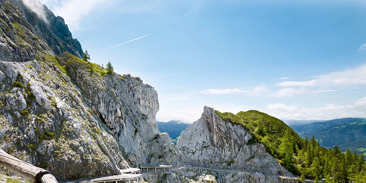 Největší ledová jeskyně světa a Salzburg patřící mezi památky UNESCO