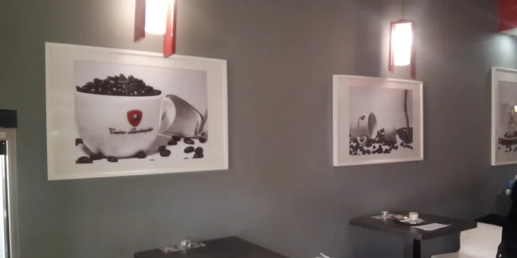 Zdravé obědové menu: salát dle výběru, káva nebo dom. limonáda a zákusek