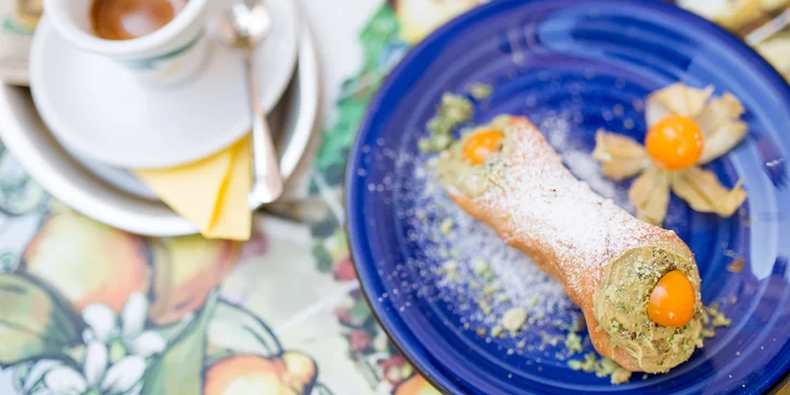 Taliansky dezert Cannoli, Croissant con gelato či otvorený voucher
