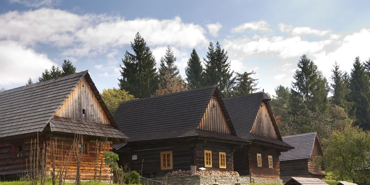 Wellness relax Beskydech: hotel u lesa, bazén, sauna i večeře při svíčkách