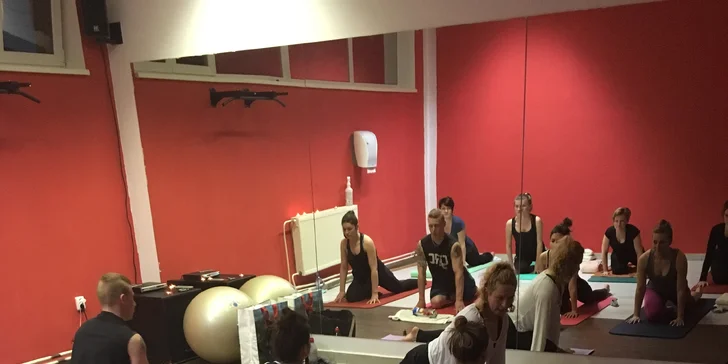 Pro fit tělo: vstupy na dopolední skupinové lekce do Fitpeople