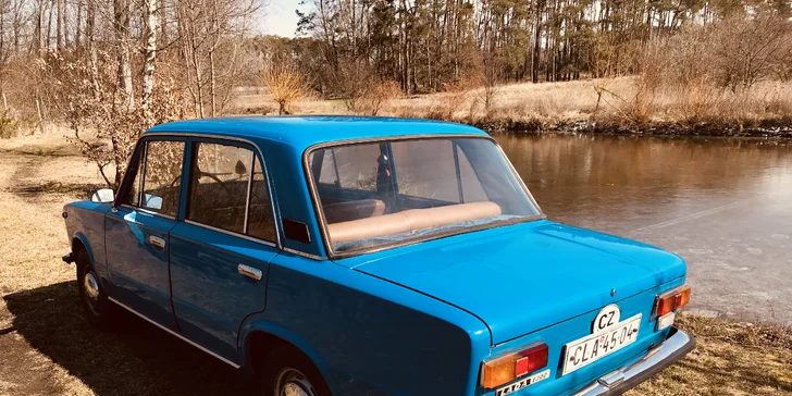 Retro jízda "žigulíkem": 40 minut za volantem Lady 21011 až pro 4 osoby