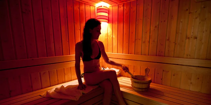 Ve wellness najdete bazén, finskou saunu, saunu s párou a aromaterapií a infrasaunu se zvukovou a barevnou terapií.