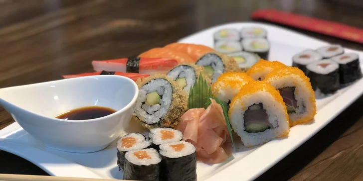 Malý, střední nebo velký sushi set s polévkou Miso