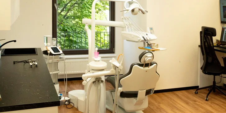 Na výběr máte dentální hygienu pro děti i dospělé.