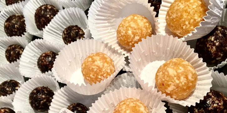 Mlsejte zdravě: slané i sladké rauty na oslavy a malé či velké raw dorty