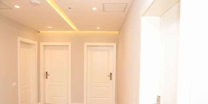 Dovolená v Albánii: 7 nocí v hotelu přímo na pláži s light all inclusive