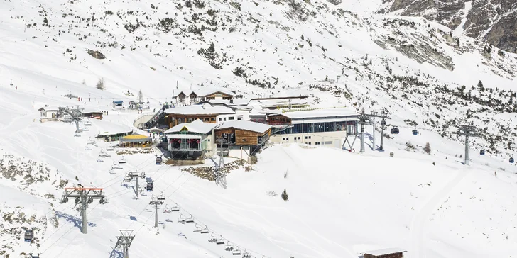 Najdete tu také dva snowparky. 