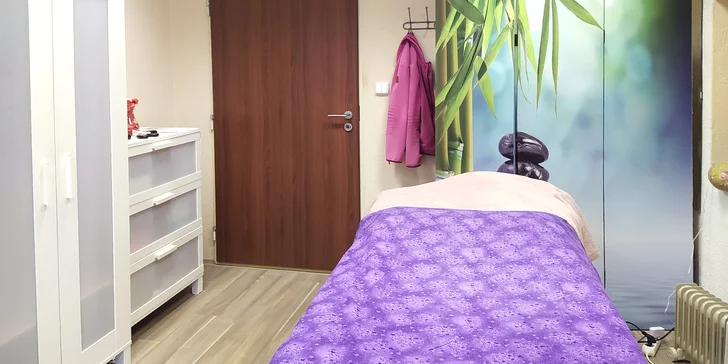 Celou hodinu si tu budete dopřávat příjemnou masáž, která uvolní vaše tělo i mysl.