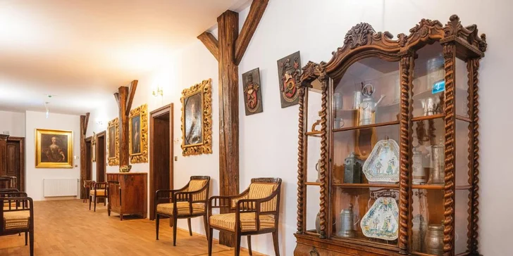 V cene všetkých balíčkov je prehliadka zámockých expozícií (bez sprievodcu, v dohodnutom čase).