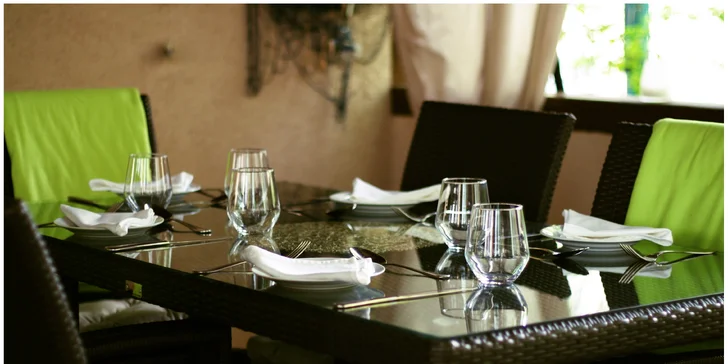 Dárkový voucher do restaurace s krásnou zahradou a středomořskou kuchyní