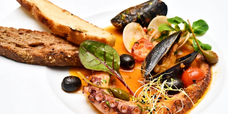 Dárkový voucher do restaurace s krásnou zahradou a středomořskou kuchyní