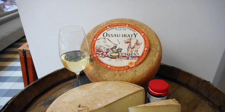 Farmářské sýry z Pyrenejí: 150 g ovčího, kozího nebo kravského sýra