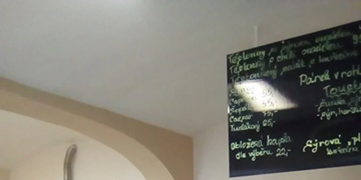 Zdravý oběd nebo svačina: tortilla s kuřecími stripsy či výběr ze salátů