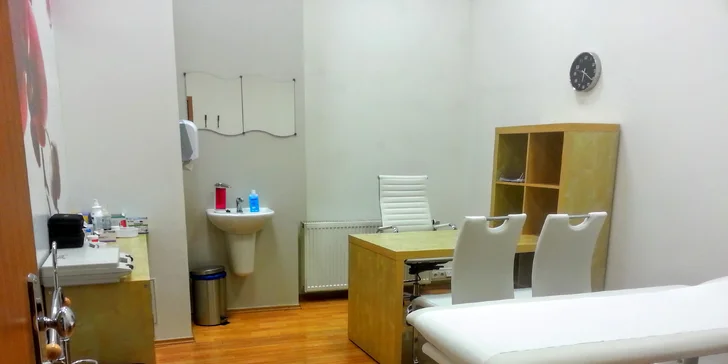 Odstranění nežádoucích znamének, pih a bradavic frakčním laserem