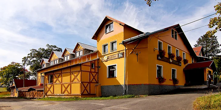 Rodinný pobyt na Bublavě v Krušných horách: pohodový baby friendly hotel se snídaní