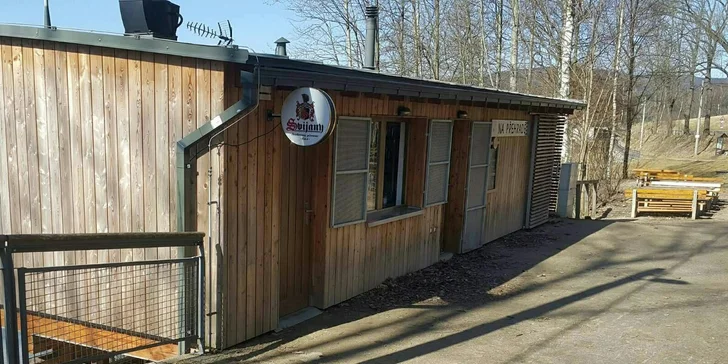 Itálie na přehradě Fojtka: 2 čerstvé pizzy o průměru 32 cm podle výběru