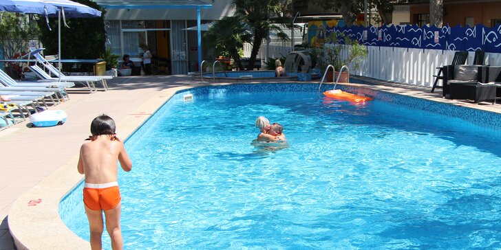 Letní dovolená v Cattolice v 3* hotelu s polopenzí, bazénem, 250 m od pláže