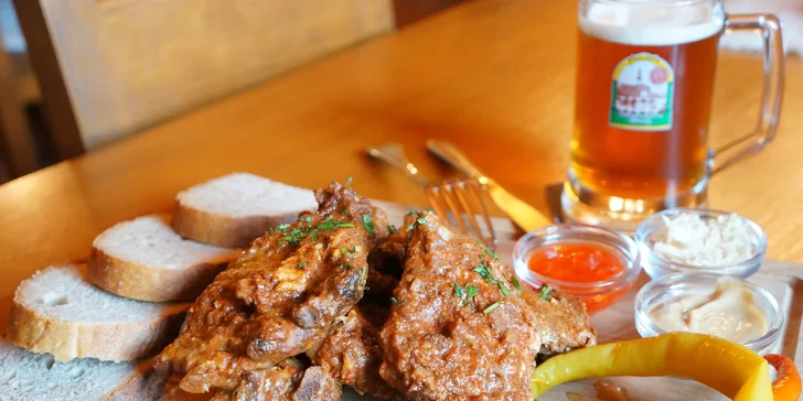 ½ kg nebo kilo žeber v zámecké restauraci s prohlídkou zámeckého pivovaru
