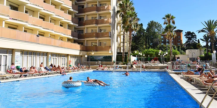 7 nocí ve 4* hotelu na Costa Brava s polopenzí; 1. dítě do 12,99 let zdarma
