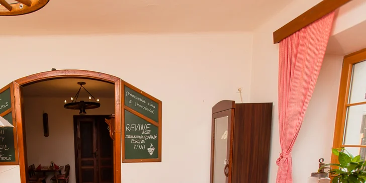 3chodové menu: domácí paštika, kuřecí supreme i vepřový T-Bone steak
