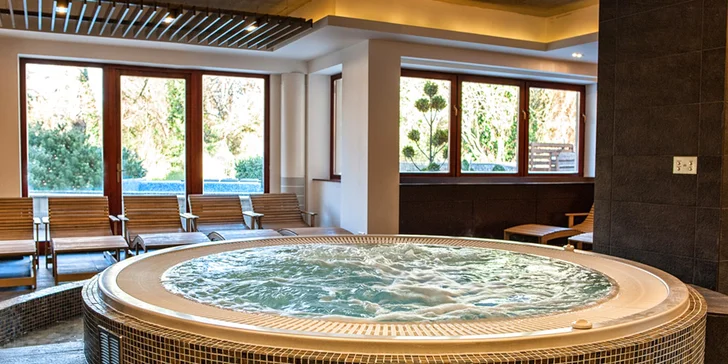 Báječný relax v lázeňském Sárváru: 4* hotel, wellness a polopenze