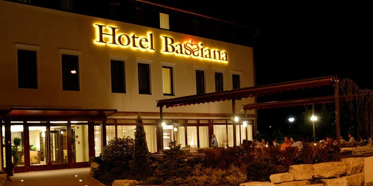 Báječný relax v lázeňském Sárváru: 4* hotel, wellness a polopenze
