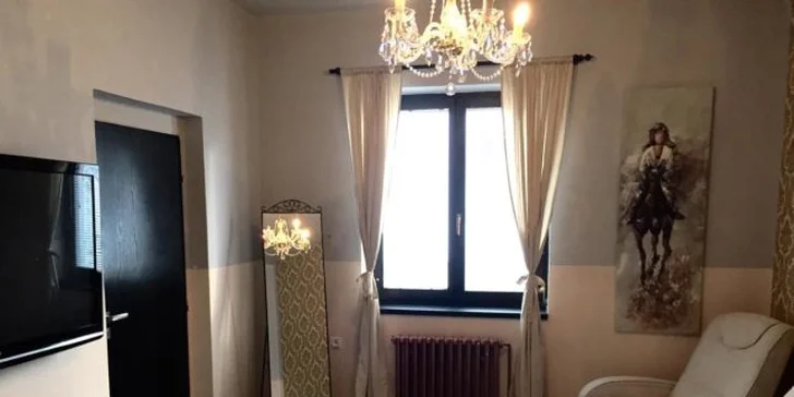 1 nebo 2 noci v apartmánu s vlastní vířivkou: sekt, občerstvení a snídaně
