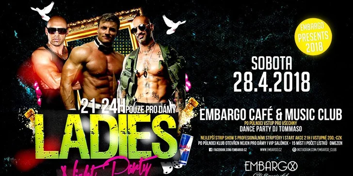 S kamarádkami na ladies night: striptéři, DJ, welcome drink