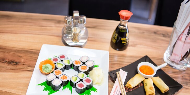 Sushi menu dle výběru: až 60 ks čerstvého sushi v srdci města