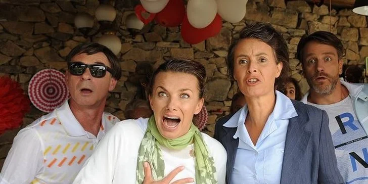 2 lístky do kina Lucerna na film Zoufalé ženy dělají zoufalé věci - 23. 4.