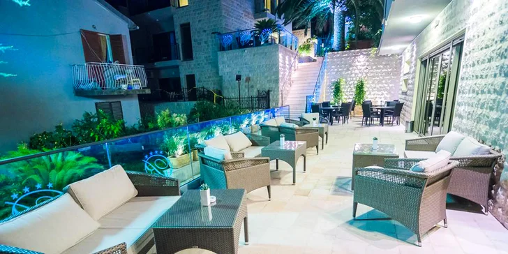 Letní idylka v Černé Hoře: 5 nebo 7 nocí ve 4* hotelu přímo u pláže se snídaní