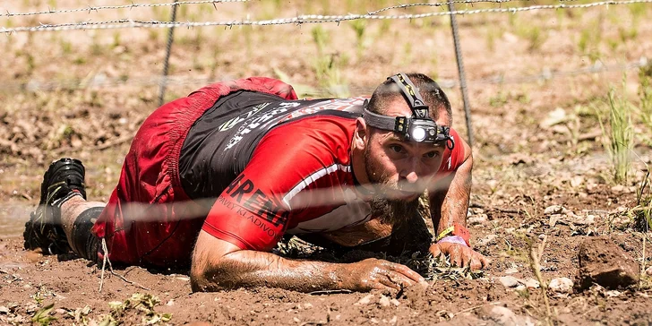 Účast na závodu Saper Cross: trasa přes 5 km, doprovodný program a tričko