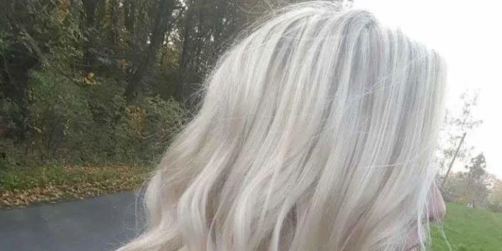 Zazařte novým účesem: střih a melír či trendy balayage nebo ombre