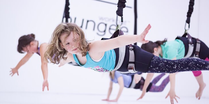Hop na to: zábavné cvičení na bungee laně pro děti i pro maminky s dětmi